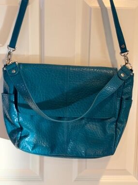 Jewell by Thirty-One Fashion Week Teal Affair Vintage Pebble